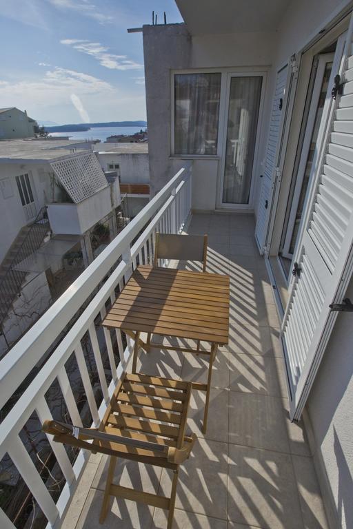 Apartment Zdravka Hvar Town Exterior photo