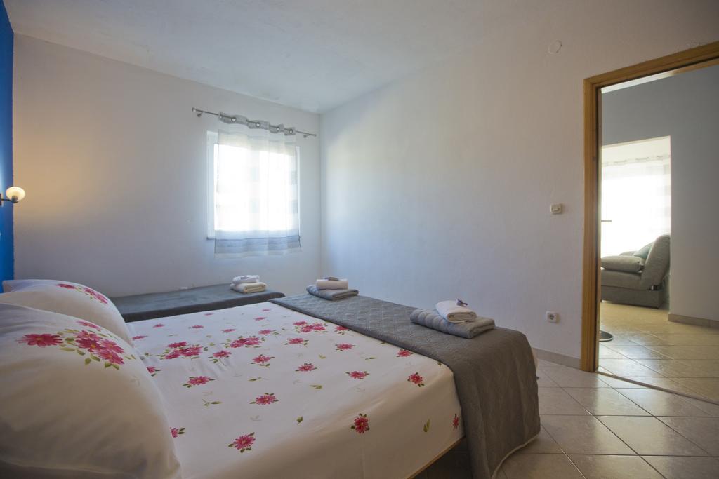 Apartment Zdravka Hvar Town Exterior photo
